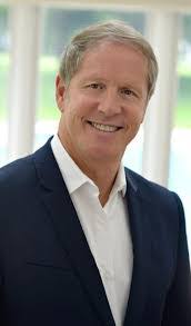 Daniel Diamond's Instagram, Twitter & Facebook