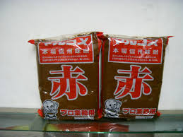 噌（cēng）（日语：味噌／みそ miso *，英語：japanese miso、japanese soybean paste），又稱麵豉，味增則是常用的錯別字，是一种有咸味的日本调味品，日本料理的主要配料之一。味噌的种类比较多，主要是原料的成分和比例的不同。用作制造味噌的原料有豆、米、麦等。 å'³å™Œé…±æ‰¹å'æ—¥æœ¬å¯¿å¸æ–™ç†è°ƒæ–™ä¸€ä¼'èµ¤å'³å™Œæœ¬åœºä¿¡å·žå'³å¢žæ±¤800å…‹ é˜¿é‡Œå·´å·´