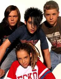 Find the perfect tokio hotel stock photos and editorial news pictures from getty images. Young Tokio Hotel Tokio Hotel Zwillinge Liebe Zwillingsbruder