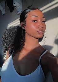 We heart these celebrities and their hairstyles. Pin By Yamir On That Glow Natural Hair Styles Curly Hair Styles Hair Styles