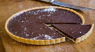 Il dolce infatti, che ha come ingrediente base il semolino, assomiglia più ad un budino che ad una torta vera e propria. Torta Di Semolino Al Cioccolato La Torta Facile E Veloce Da Preparare