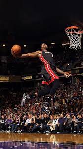 Cleveland cavaliers and miami heat. Lebron James Dunk Nba Sports Art Basketball Wallpaper Hd Iphone Nba Lebron James Lebron James Dunking Lebron James Miami Heat