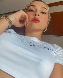 Lynda Luz Bueno (@lyndaluz_lavozdeldespecho) · Instagram 照片和视频