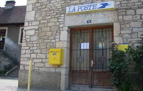 La piscine intérieure chauffée ouverte toute l'année. Deconfinement La Poste Revient Le Samedi Et Rouvre Ses Bureaux Macommune Info