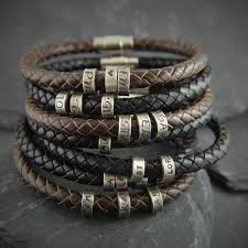 Our personalized gifts for men help carry that message on the best presents for him. 80 Best Personalized Gifts For Men Ideas Personalized Gifts For Men Personalized Gifts Gifts For Men