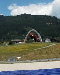 The red bull ring is located at spielburg, in the styrian region of austria. Osterreich Grand Prix