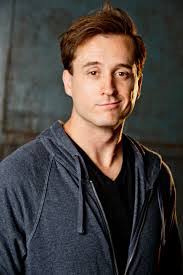 Sean Simon's Instagram, Twitter & Facebook