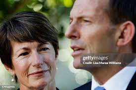 452 Margaret Abbott Photos & High Res Pictures