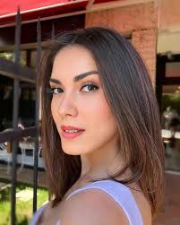 I wonder if I can get a happy new year 2025 from 50 wonderful fans  across..🎄🎁🪄🎆🥰❤️😍