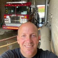 30+ "Robert Colangelo" profiles