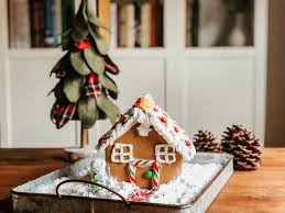 How to draw the gingerbread man guides young children to confidently draw 6 different sweet treats this holiday season. 6 Secrets For Making A Foolproof Gingerbread House Savvymom