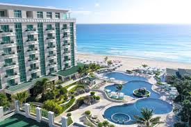 Hotel riu cancun (all inclusive 24h) is located in the heart of one of the most touristic regions of cancun, mexico and right in the opposite of a beach. Sandos Cancun All Inclusive Expedia