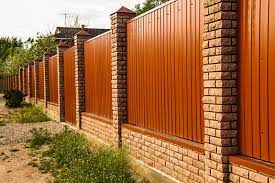 Wood fence with brick columns. Fence With Brick Pillars 54 Photos Which Option To Choose A Beautiful Gate On A Strip Foundation Made Of Brick With Columns