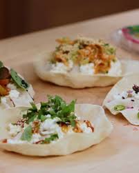 Super food family classics by jamie oliver is published by penguin random house (rrp $49.99), available now ⓒ jamie oliver enterprises limited (2016 super food. Jamie Oliver 100 Calorie Poppadom Snacks Jamie Oliver Facebook