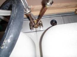 trouble removing kitchen faucet diy