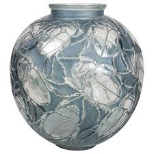 Rene Lalique Vase Gros Scarabee 1923 Lalique Vase Glass Blowing
