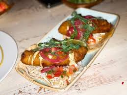 It specializes in seafood, and popular choices include fish tacos, shrimp tacos, shrimp cocktails, and ceviche tostadas, all prepared with roasted yellow 'chiles gueros' and lightly sprinkled. Citrus Salt 1406 Photos 614 Reviews Cocktail Bars 142 Berkeley St Boston Ma United States Restaurant Reviews Phone Number