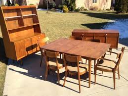 Pin By Mid Century Every Day On Mid Century Furniture Danish Modern Dining Room Modern Dining Room Set Mid Century Modern Furnishing