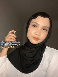 Lilith and Eve Daisy Perfume