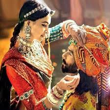 Deepika Padukone With Shahid Kapoor For Padmavti Movie Deepika Padukone Deepika Padukone Movies Bollywood