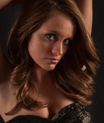 Kayla Perkins's Instagram, Twitter & Facebook