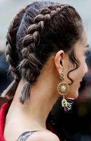 When curling short hair with a flat iron, or any tool for that matter, the size of both your sections and the iron are the most important factors. 30 Best Short Hairstyles Haircuts For Women In 2021 The Trend Spotter