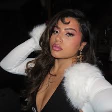 Elisabeth Mosqueda added a new photo...