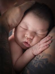 The Best Newborn photographer in Melbourne 墨爾本初生嬰兒攝影師， 新生兒攝影，滿有照，孕婦照，家庭人像照，  專業人像照— Sentimental Moments by Alex