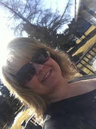 Pamela Michaud's Instagram, Twitter & Facebook