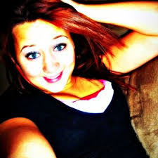 Alisha Baxter's Instagram, Twitter & Facebook