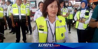 Dibawah ini merupakan beberapa informasi yang telah kami himpun mengenai lowongan kerja bank terbaru pada bulan agustus tahun 2021 dari sumber informasi lowongan kerja terpercaya, semoga informasi ini dapat bermanfaat bagi pembaca yang sedang mencari pekerjaan. Pembangunan Bandara Kediri Dimulai April 2020 Halaman All Kompas Com