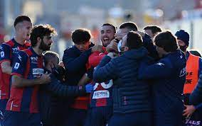 They are seven points above the relegation zone, so spezia needs more points to be completely safe. Crotone Spezia 4 1 Gol E Highlights Prima Vittoria In Campionato Per Stroppa Sky Sport