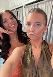 Brandy Phelps's Instagram, Twitter & Facebook