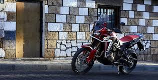 Após realização de consultas nos sistemas da prf, os policiais descobriram que havia um mandado de prisão, aguardando cumprimento, em. Roxmoto E Moto Remaza Estabelecem Parceria Para Locacao De Motos Honda Prisma R7 Moto Seguranca E Transito