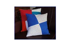 Ingin belajar cara membuat sarung bantal di rumah? Craftbymood Cara Membuat Sarung Bantal Blue Dot Pillow Cover Tema Tutorial Cara Membuat Sarung Bantal Kali Ini Aku Kasih Nama Blue Sarung Bantal Sprei Bantal
