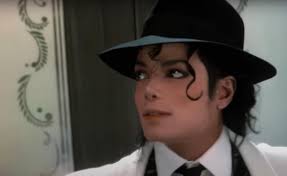 Karen Faye was definitely not the best at face contouring makeup but when  it came to EYES she nailed it : r/MichaelJackson