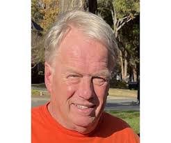 Frank Elmore's Instagram, Twitter & Facebook