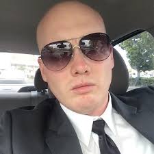 Paul Katzer's Instagram, Twitter & Facebook