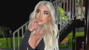 Colecție exclusivă Bia Khalifa nuduri incendiare - nu rata ocazia!