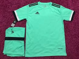 Warna hijau tosca dipercaya dapat memberikan semangat ketika seseorang stres dan kelelahan. 66 Gambar Baju Bola Hijau Tosca Paling Bagus Modelbaju Id