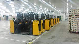 Plug power's gendrive fuel cell products can power anything from a forklift and pallet jack to agvs and gendrive fuel cells maintain constant forklift power at all times, even in freezer applications. Plug Power Inc On Twitter Hydrogen Powered Forklifts At Prelodis A First In Europe Supply Chain Magazine Reports Https T Co Fbmbyhkmxl Https T Co 9uqg8zkijc