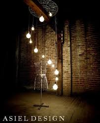 Steampunk Hanging Light Bulbs Vintage Light Bulb Interior Design Rusty Brick Wall Asiel Design Restaurantes Inspiracao Casamento