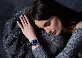 Bell & Ross : new ambassador for new feminine watch
