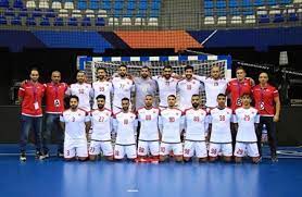 يُذكر أن منتخب مصر لكرة اليد تأهل إلى الدور ربع النهائي، بعدما احتل المركز الثاني في المجموعة الثانية برصيد 8 نقاط، خلف منتخب وتأهلت منتخبات فرنسا وإسبانيا والدنمارك، إلى دور نصف النهائي، عقب الفوز على كل من البحرين، والسويد، والنرويج على الترتيب. Ø§Ù„Ù…Ù†ØªØ®Ø¨ Ø§Ù„Ø¨Ø­Ø±ÙŠÙ†ÙŠ Ù„ÙƒØ±Ø© Ø§Ù„ÙŠØ¯ ÙŠØ´Ø§Ø±Ùƒ ÙÙŠ Ø¨Ø·ÙˆÙ„Ø© ÙˆØ¯ÙŠØ© Ø¨Ø¨ÙˆÙ„Ù†Ø¯Ø§ Ø§Ø³ØªØ¹Ø¯Ø§Ø¯Ø§ Ù„Ù…ÙˆÙ†Ø¯ÙŠØ§Ù„ Ø§Ù„Ø¹Ø§Ù„Ù… 2021 ØµØ­ÙŠÙØ© Ø§Ù„Ø£ÙŠØ§Ù… Ø§Ù„Ø¨Ø­Ø±ÙŠÙ†ÙŠØ©