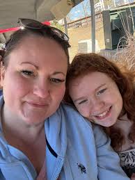 Good Morning🤗 I was wondering if any of you had Avon pages and where you  get your content, photos from to post.