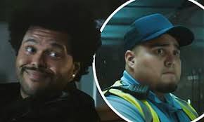 Another tweet read, the weeknd decided to give the best performance he's ever given and the super bowl sound team were like 'what if we make it so no one can hear him?' The Weeknd Smiles At Shocked Security Guard In Funny Ad For His Super Bowl Halftime Show Performance Daily Mail Online
