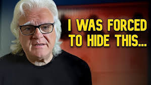 Candy Diaz's Instagram, Twitter & Facebook