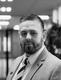 Peter Branson (@pivotpeter)