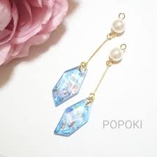 春夏アクセサリー 青い鉱石レジン パールの大人ロングピアス 樹脂ジュエリー アクセサリー アクセサリー 手作り