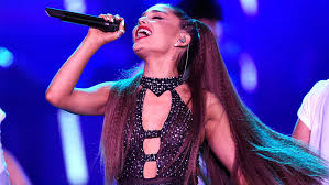 Ariana Grande To Perform At Lollapalooza 2019 Exclusive Variety